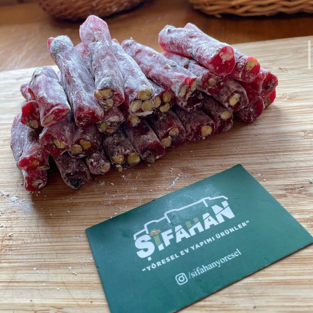Granatapfel Lokum mit Haselnüssen