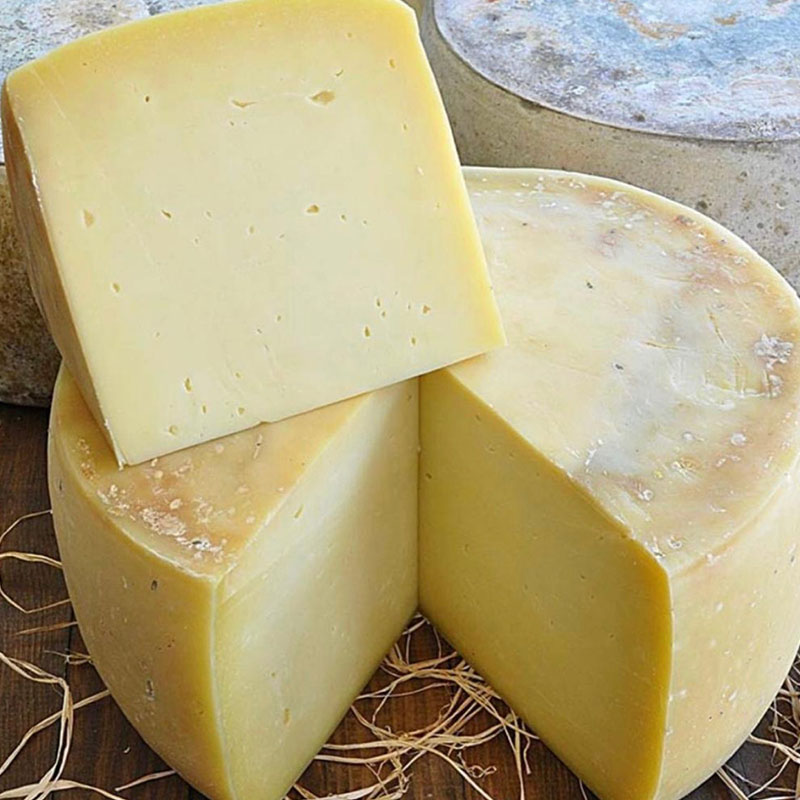 Yıllanmış Eski Kars Kaşarı (500g)