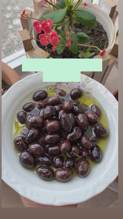 Milas Siyah Çizik Zeytin (Zeytinyağlı)700g Zeytin 300g Saf Sızma Zeytinyağı