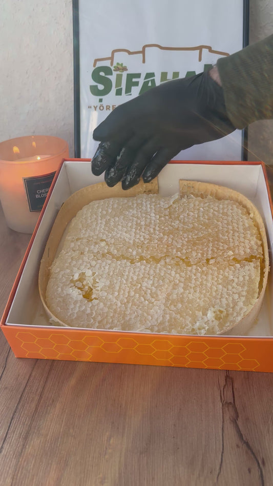 Erzincan Karakovan Balı (1000-1100g)